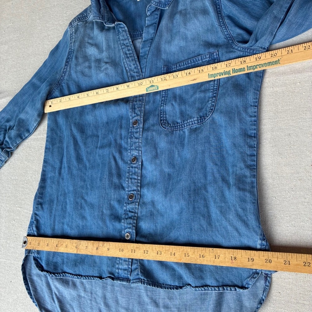 Cloth & Stone Tencel Chambray Button Down Shirt Womens Small Blue High Low Hem - Picture 7 of 11